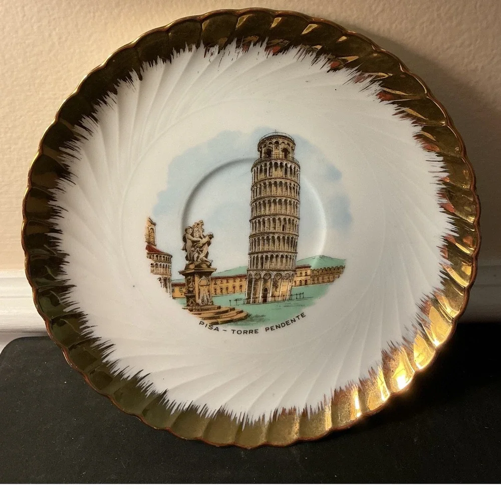 Royal Tettau Bavaria Germany Pisa Torre Pendente Gold Gilt Swirl Saucer 5.75in